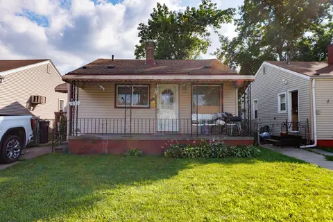 2557 Downing St, Melvindale, MI 48122