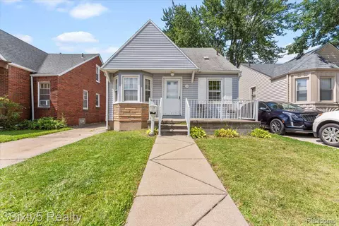 4719 Curtis St, Dearborn, MI 48126
