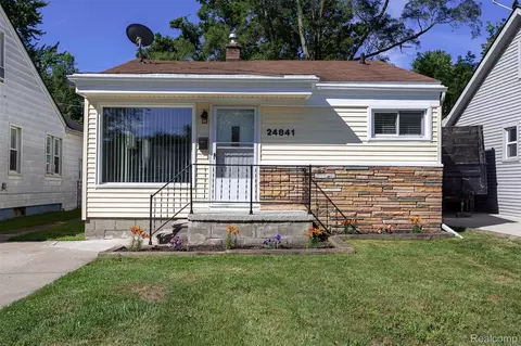 24841 Midland, Redford, MI 48239