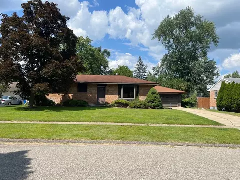 5820 Sutherland Dr, Waterford, MI 48327