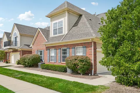 7813 Ambassador Dr, Shelby Township, MI 48316