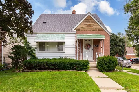 908 Stewart Ave, Lincoln Park, MI 48146