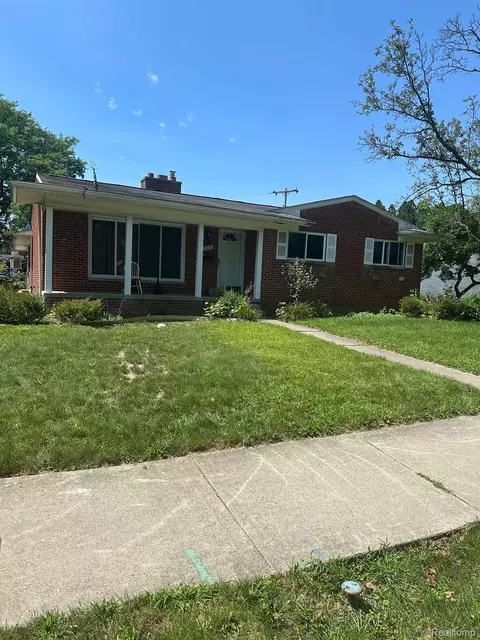 3527 Hillside Dr, Royal Oak, MI 48073
