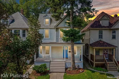 2429 Sheridan St, Detroit, MI 48214