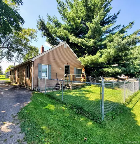 5319 N State Rd, Richfield, MI 48423