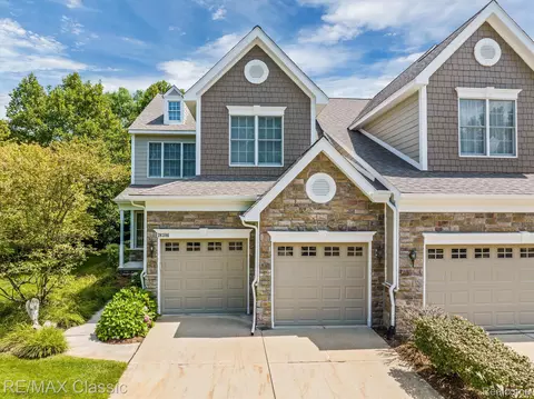 26386 Island Lake Dr, Novi, MI 48374