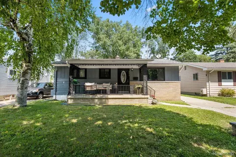 3817 Holly Ave, Flint, MI 48506