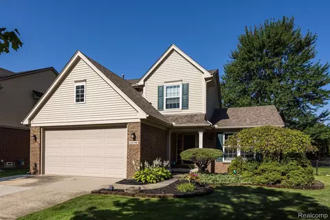 43744 Verdun Crt Ct, Canton, MI 48188