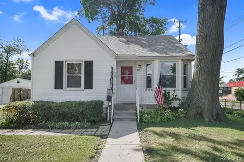 4291 Ellwood Ave, Berkley, MI 48072