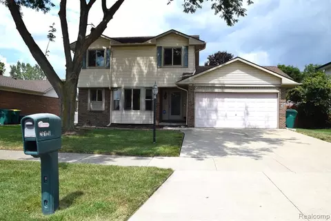 26116 Rebecca Dr, Flat Rock, MI 48134