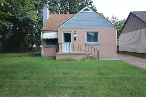 1011 E Milton Ave, Hazel Park, MI 48030