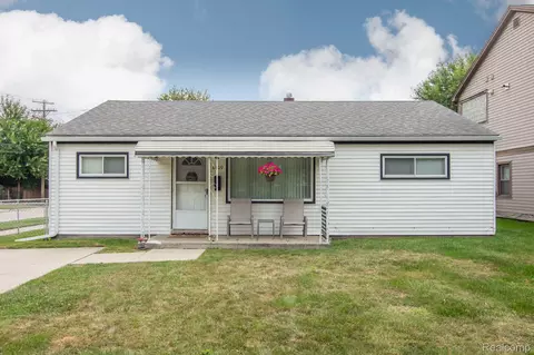 8809 Dudley St, Taylor, MI 48180