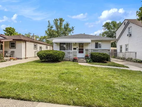 4641 Dudley St, Dearborn Heights, MI 48125