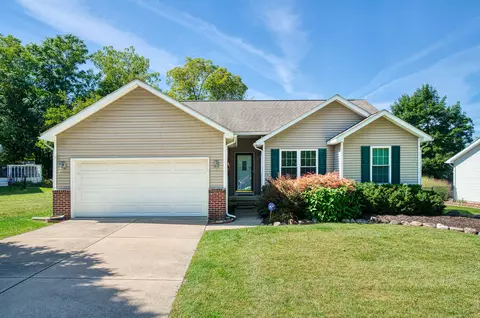 121 Olde Mill Pointe, Linden, MI 48451