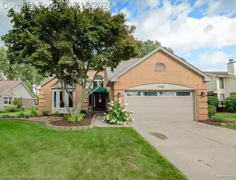 13265 Linda Vista St, Belleville, MI 48111
