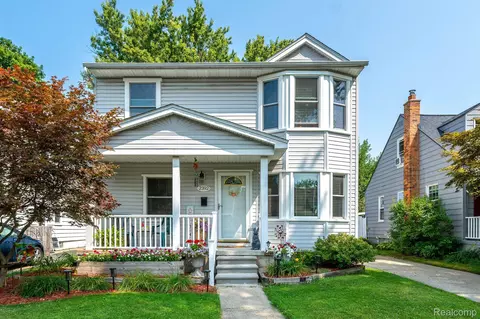 2392 Harvard Rd, Berkley, MI 48072