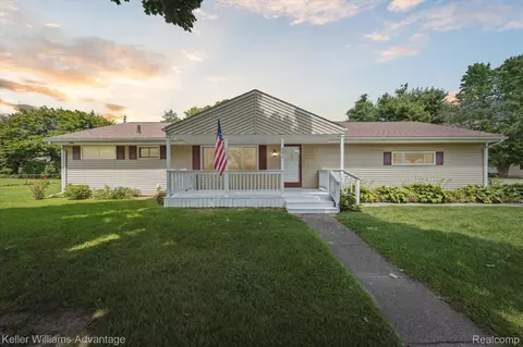 501 N Yale St, Durand, MI 48429