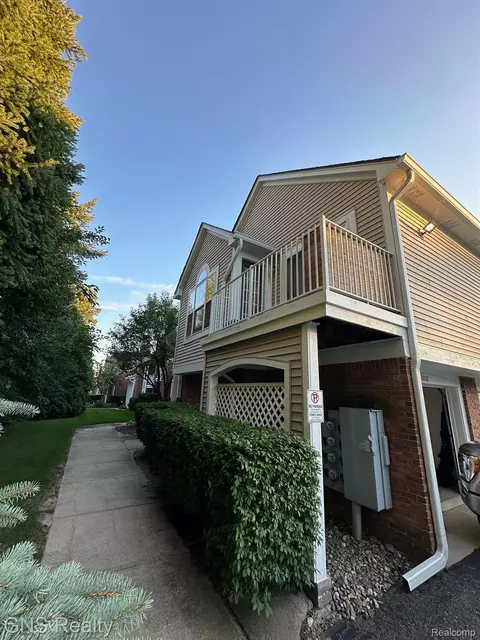 6532 Shetland, Shelby Township, MI 48316