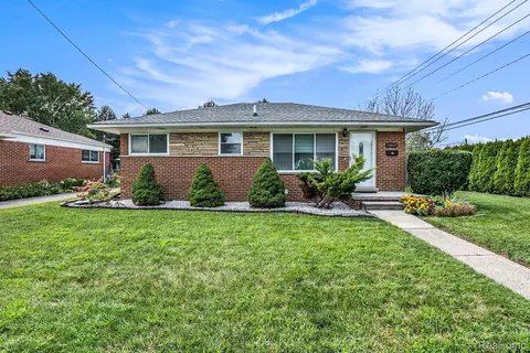 25867 Audrey Ave, Warren, MI 48091