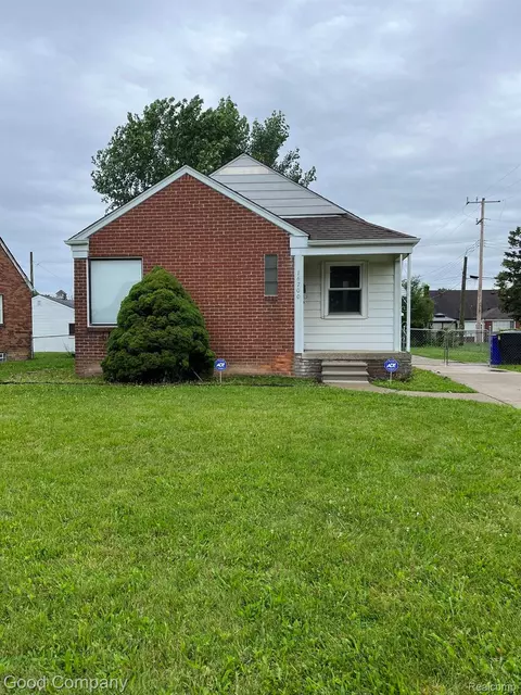 16700 Eastburn St, Detroit, MI 48205