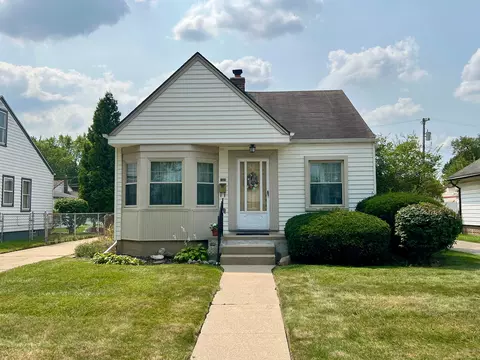 23111 Cleveland St, Dearborn, MI 48124