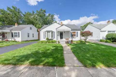 280 Draper Ave, Pontiac, MI 48341