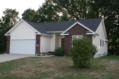 8029 Southview Meadows Dr, Mount Morris, MI 48458
