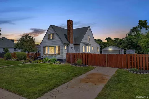 15456 Centralia, Redford, MI 48239