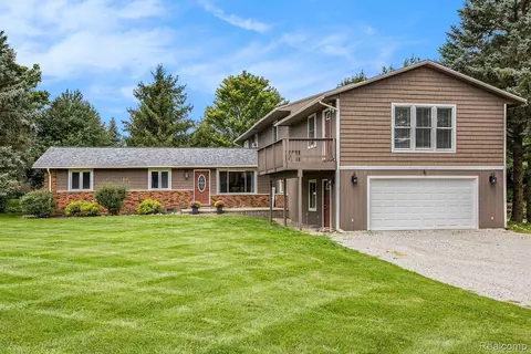 3350 S Latson Rd, Howell, MI 48843