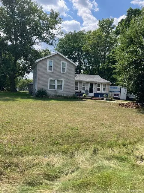 4136 Teal Rd, Summerfield, MI 49270