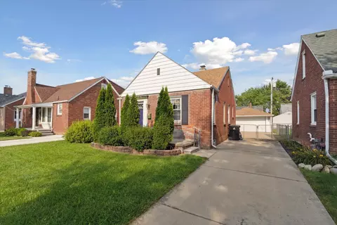 1485 21st St, Wyandotte, MI 48192