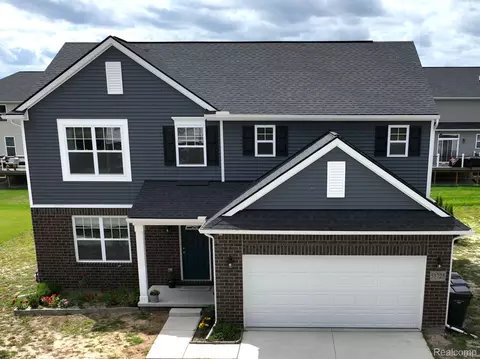51725 Times Square Dr, Shelby Township, MI 48315