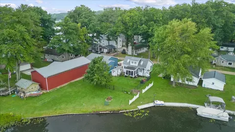 9835 Maple St, Chippewa, MI 49320