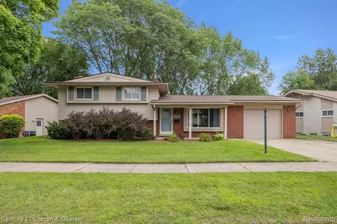 14794 Park St, Livonia, MI 48154