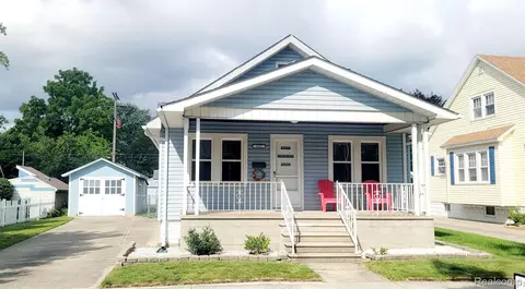 1417 18th St, Port Huron, MI 48060