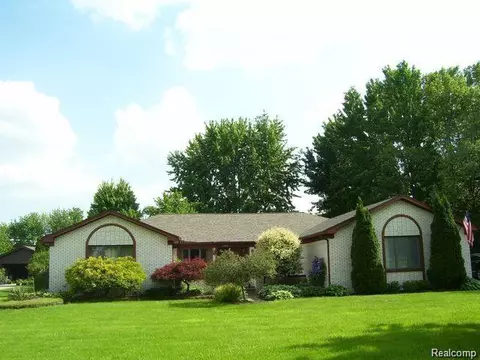 4550 Nathan W, Sterling Heights, MI 48310