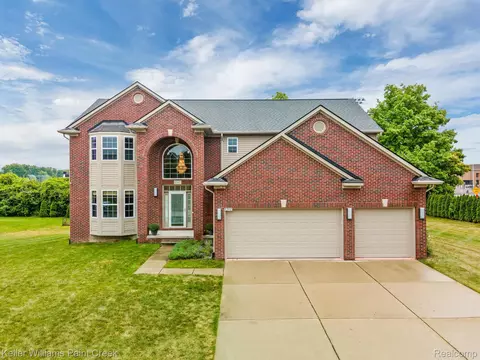 4342 Rockdale Crt Ct, Troy, MI 48085