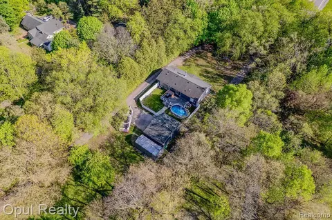 1176 W Huron River Dr, Van Buren, MI 48111