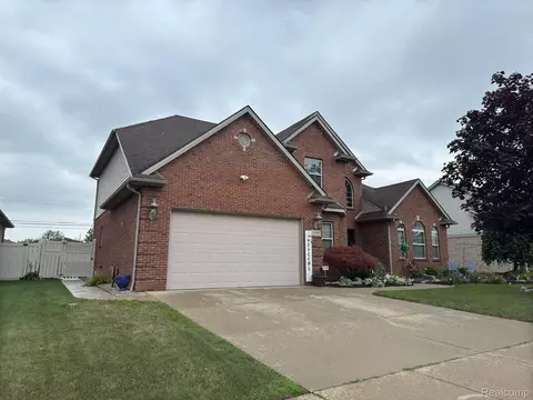 15868 W Monterey St, Southgate, MI 48195