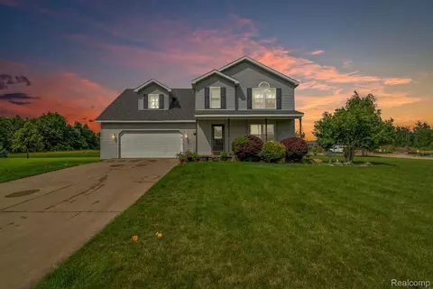 1380 Windwood Ln, Mundy, MI 48507