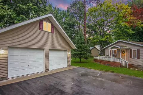 4284 N Norway Rd, Alcona, MI 48742