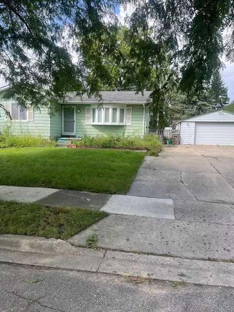 652 Luther Ave, Pontiac, MI 48341
