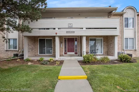 44425 Savery Dr, Canton, MI 48187