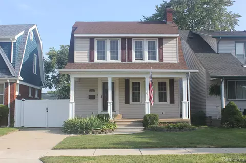 468 Kings Hwy, Wyandotte, MI 48192