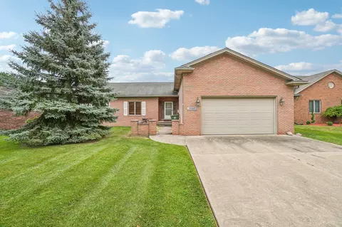 18965 Superior St, Southgate, MI 48195