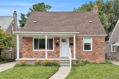 1736 Hollywood St, Dearborn, MI 48124