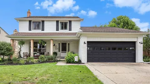 13916 Biscayne Dr, Sterling Heights, MI 48313