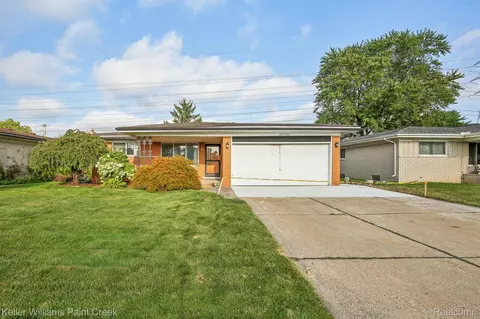 36228 Clifford Dr, Sterling Heights, MI 48312
