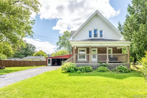 7139 Main, Kimball, MI 48074