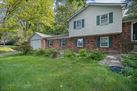 5171 Greenview Dr, Independence, MI 48348